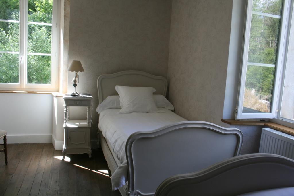 Gentilhommiere Eaux Bleues Bed & Breakfast Ecot-la Combe Phòng bức ảnh