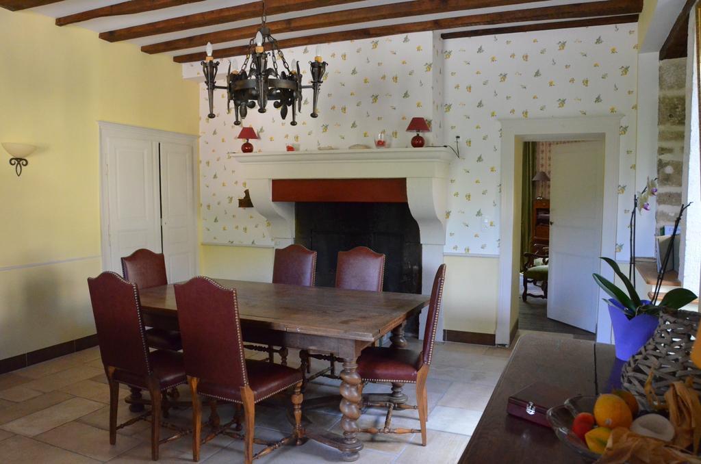 Gentilhommiere Eaux Bleues Bed & Breakfast Ecot-la Combe Ngoại thất bức ảnh